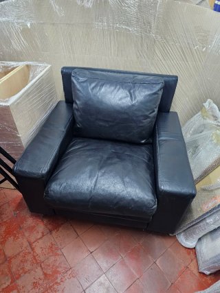 Butacón,butaca,sofa individual de piel negra