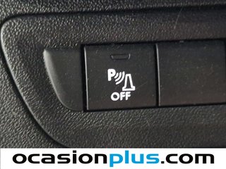 Peugeot 2008 BlueHDi 100 Signature 73 kW (100 CV)