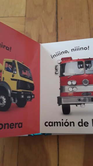 Toca y aprende - Camiones