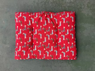 Cama para perro 80x60 cm diseño yoga
