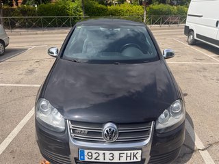 Volkswagen Golf R32 MANUAL