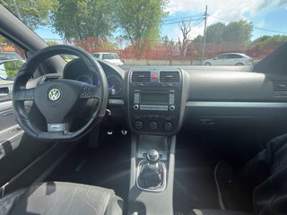 Volkswagen Golf R32 MANUAL