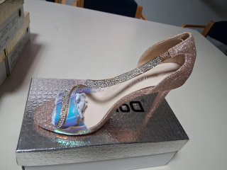 Zapatos de verano amarillos