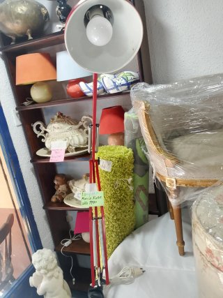 Lámpara de mesa Fase roja