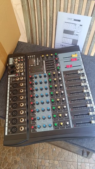 Micfuns M-8 Mezclador Profesional 8 Canales