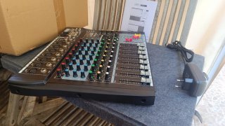 Micfuns M-8 Mezclador Profesional 8 Canales