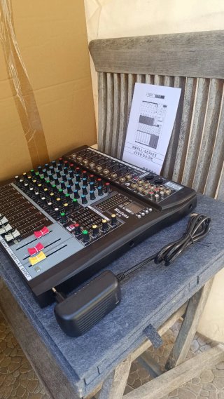 Micfuns M-8 Mezclador Profesional 8 Canales