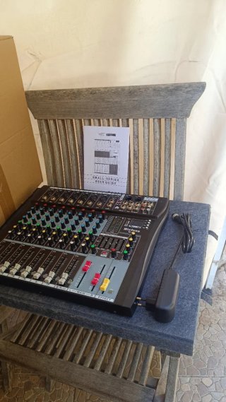 Micfuns M-8 Mezclador Profesional 8 Canales