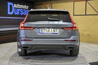 Volvo V60   2.0 B4 D AWD Cross Country Pro AUTO