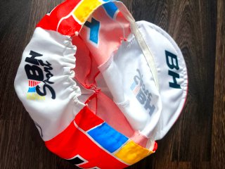 Gorra BH Ciclismo Laudelino Cubino Firmada