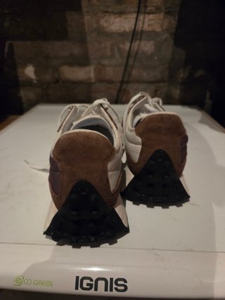 Scarpe New Balance Marroni e Bianche