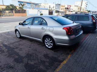 Toyota Avensis 2003