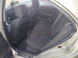 Toyota Avensis 2003