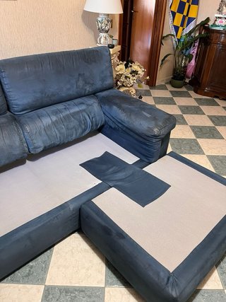 Divano Poltronesofà blu tessuto= Alcantara