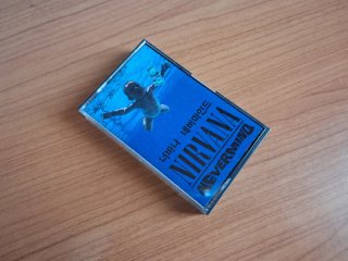 Nirvana censored Nevermind Cassetta