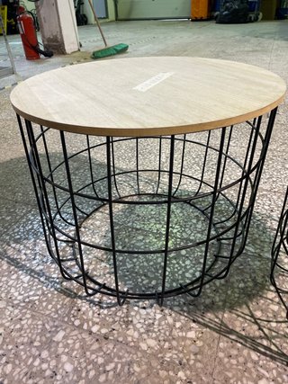 Conjunto mesas café madera y alambre