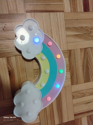Nube con luces LED infantil