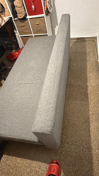 Sofá cama gris plegable como nuevo