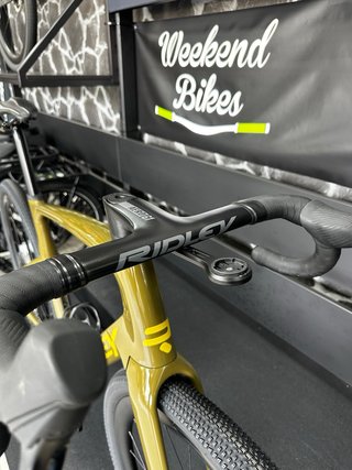 BICI LETA DE GRAVEL RIDLEY KANZO FAST