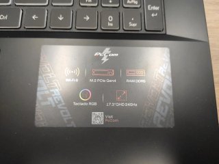 Portátil Pccom Revolut RTX 4070