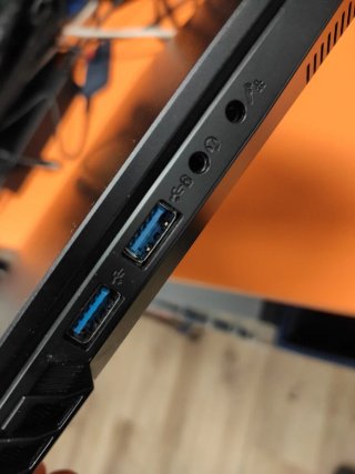 Portátil Pccom Revolut RTX 4070