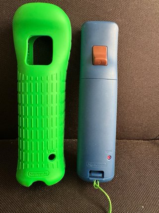 Mando Wii con Motion Plus Edicion Limitada Luigi