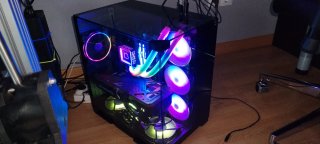 PC Gaming como nuevo,5080rtx apenas tiene uso!