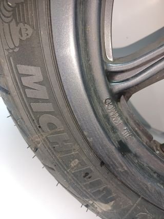 Llanta delantera con neumático Kymco Super Dink