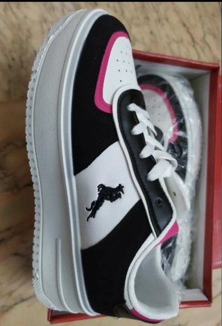 Scarpe nuove