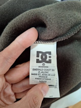 Sudadera marrón DCShoes talla L.Nueva sin etiqueta
