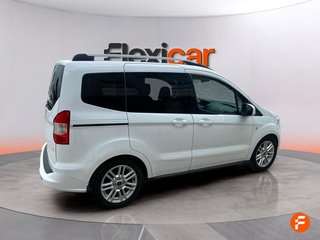 Ford Tourneo Courier 1.5 TDCi 70kW (95CV) Titanium