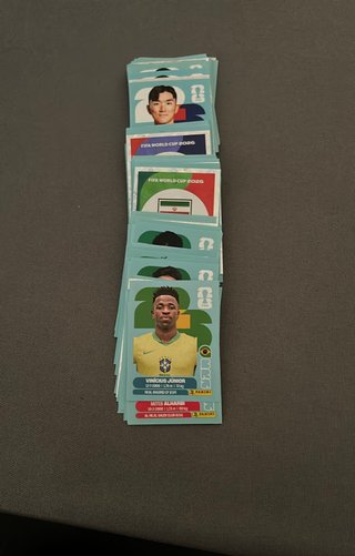 100 Cromos diferentes Panini FIFA Mundial 2026