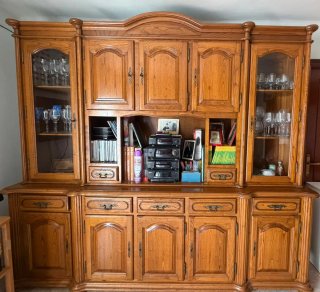 Mueble aparador clásico madera y cristal