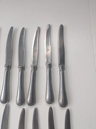 Lote 12 Cuchillos Antiguos Metal