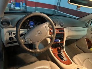 Mercedes-Benz  CLK 320 2001