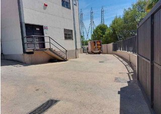 Nave industrial en venta en Renfe - Bulevar 1º y 2º Fase en Jaén