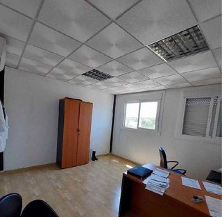 Nave industrial en venta en Renfe - Bulevar 1º y 2º Fase en Jaén