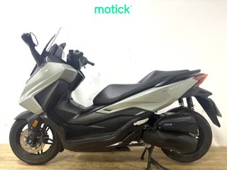 HONDA FORZA 125