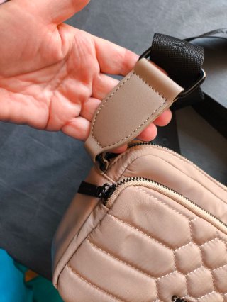 Bolso bandolera acolchado Cacharel rosa