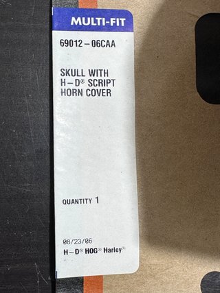 Tapa Bocina Harley Davidson Skull H-D Script