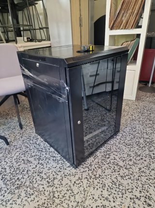 Armario Rack Negro con Puerta de Vidrio