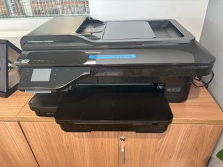 Impresora HP Officejet 7612 Multifunción