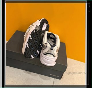 New Balance 530 Talla 40.5 Blanco Plata Marino