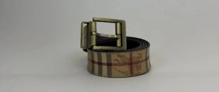 Cintura Burberry Beige con Fibbia Oro
