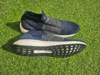 Adidas sin cordones azul y gris