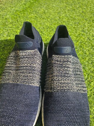 Adidas sin cordones azul y gris