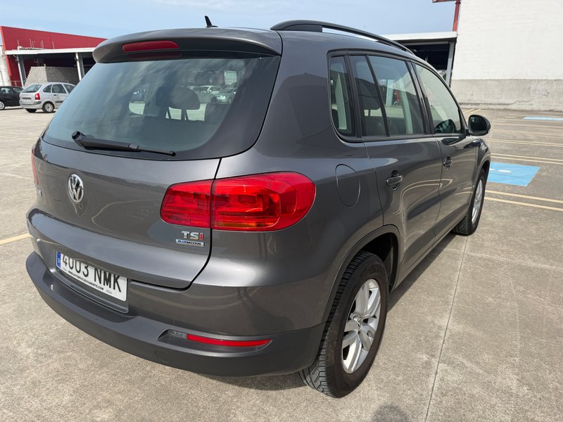 Volkswagen Tiguan 2014, foto 2