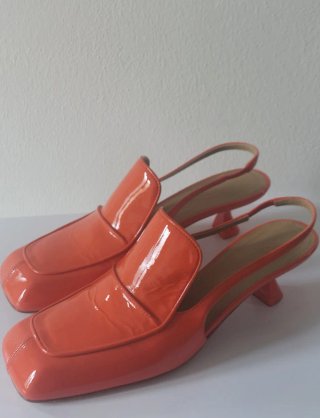Scarpe slingback arancioni vernice