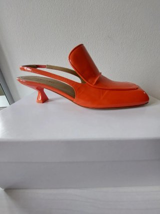 Scarpe slingback arancioni vernice
