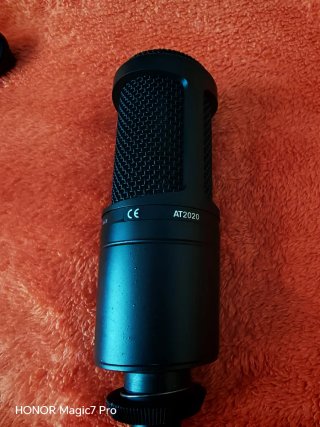 Micrófono Audio-Technica Negro + Accesorios